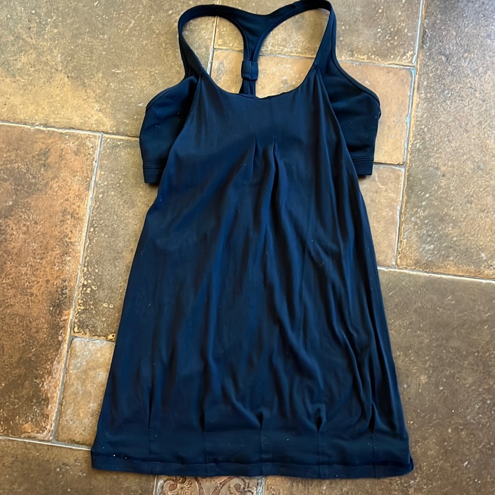Lululemon Black Tank with built-in sports bra no size tag see measurements